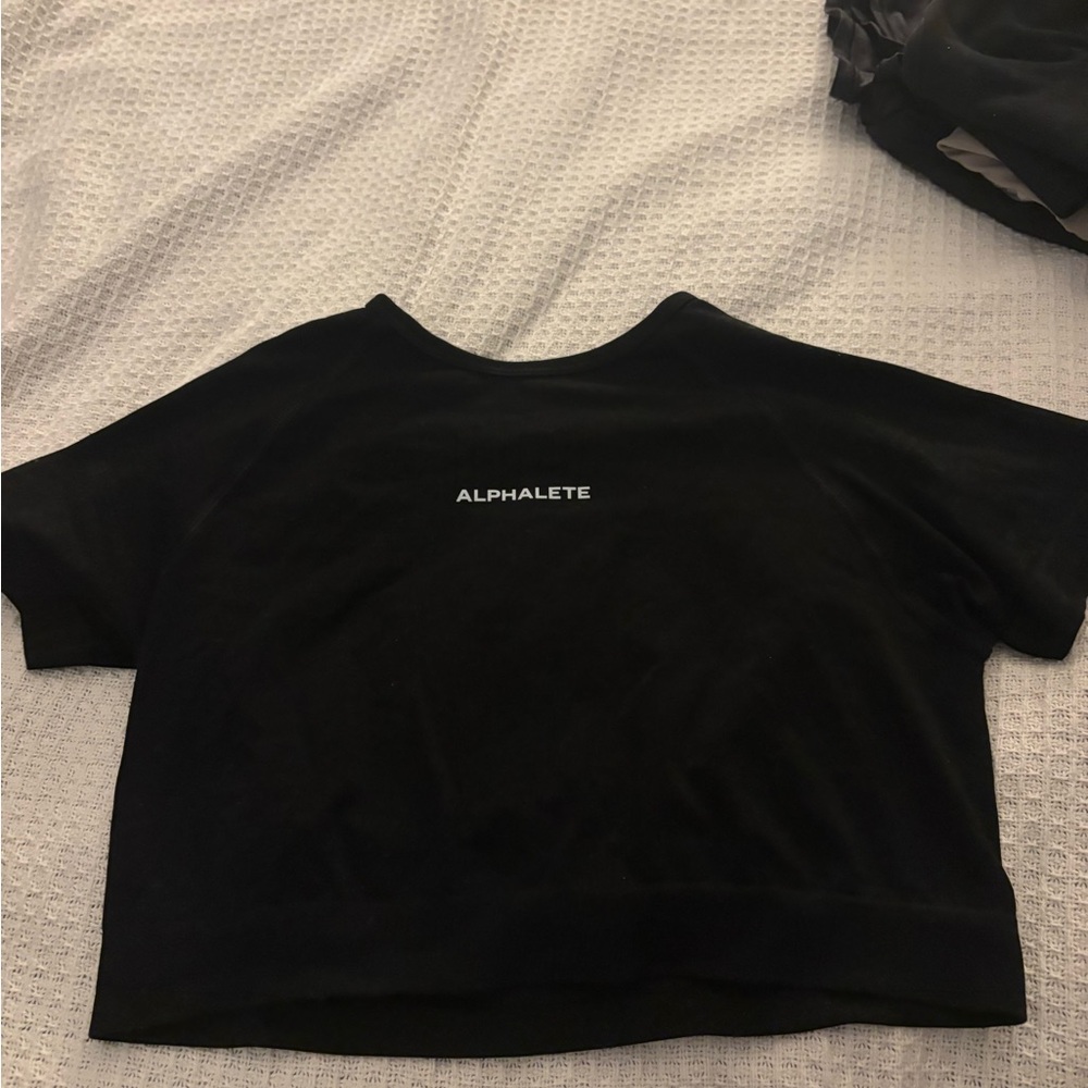 Alphalete Black Crop Tee